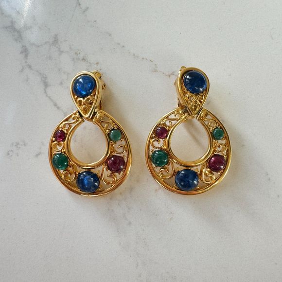 Vintage Trifari Jeweled Gold Teardrop Earrings - Picture 1 of 9